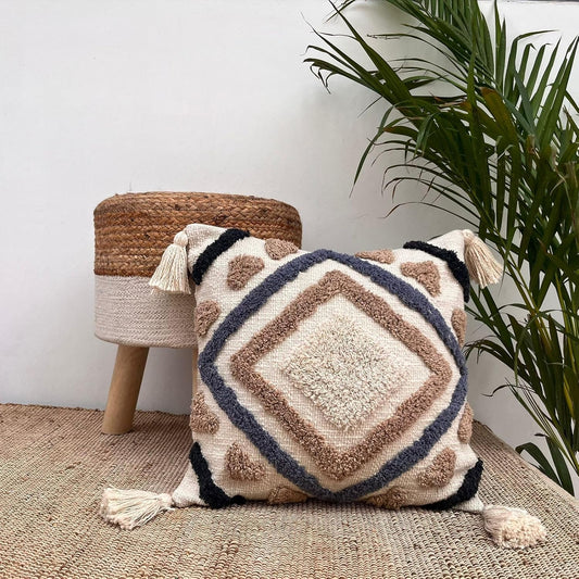 Boho Tufted Geometric Cushion Cover with Tassels – Handwoven Cotton Throw Pillow for Sofa & Living Room Décor